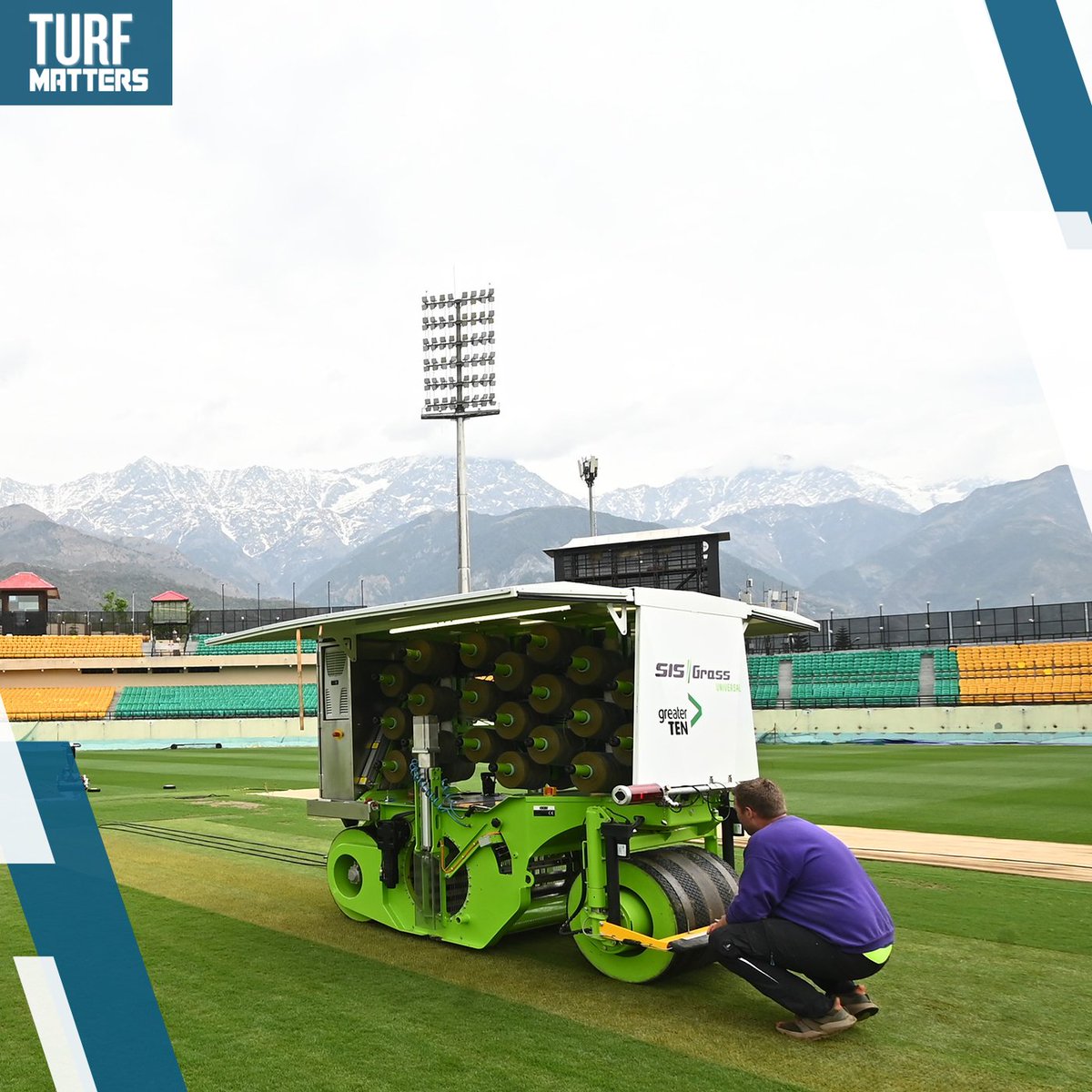 #TurfNews Hybrid cricket pitches have been installed at the Himachal Pradesh Cricket Association (HPCA) Stadium in Dharamshala, the first in what is expected to be a series of major projects across India in 2024 and beyond. @SISPitches Read more 👉 turfmatters.co.uk/sisgrass-inves…