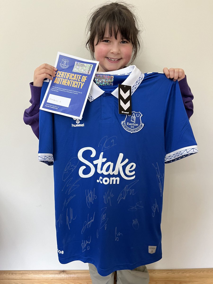 Everton shirt signed by first team squad including Pickford, Calvert-Lewin & Coleman. Tickets from £2. Details on thread how to enter. Raising money for charity. Not many tickets sold yet. @reid6peter @nevillesouthall @Lea_EFC @TonyBellew @winghalf6 justgiving.com/team/heidipower
