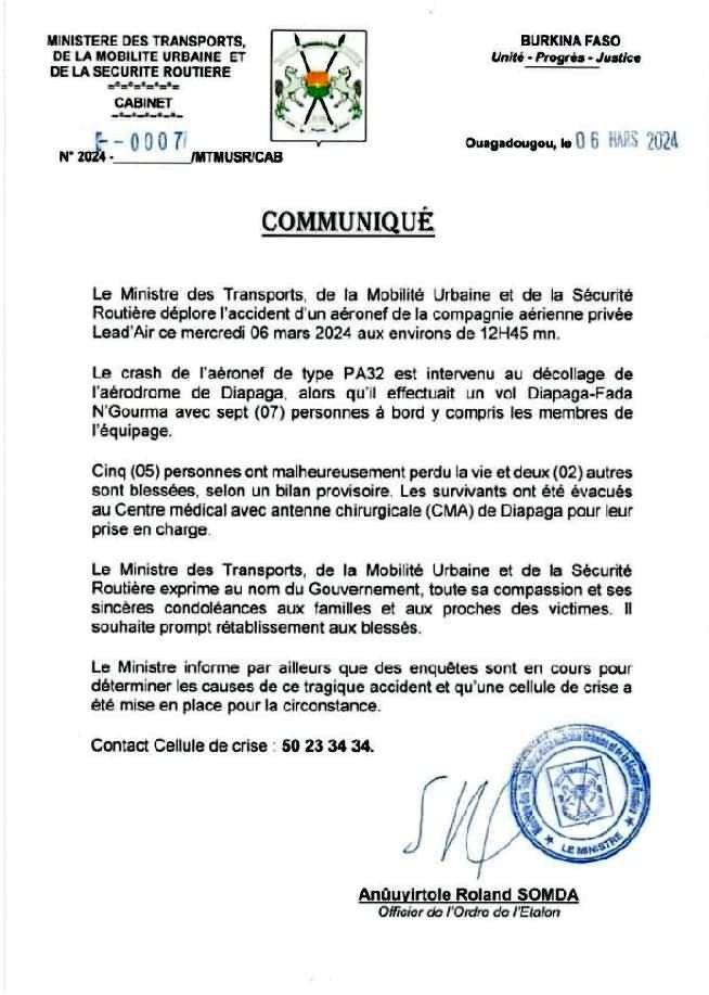 ivancp25's tweet photo. #AccidenteAéreo mortal de #PiperCherokeeSix #PA32 260 (XT-AWA), de #LeadAir, al despegar desde el Aeropuerto de #Diapaga (DIP), en #BurkinaFaso 🇧🇫, con destino al Aeropuerto de Fada Ngourma (FNG/DFEF). De los 7 ocupantes, 5 han muerto. 06-03-24 https://t.co/0SgBQSz3kJ