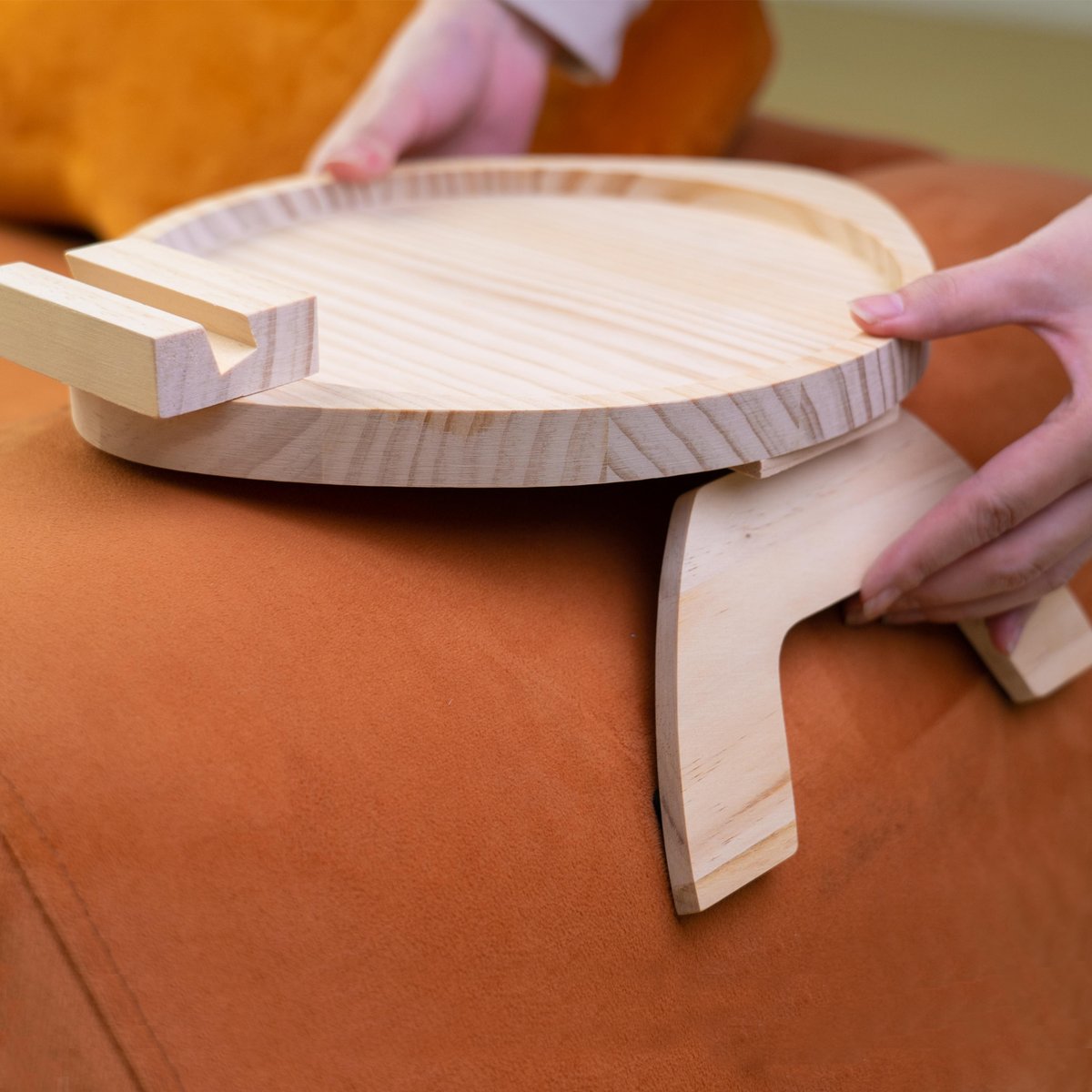 zenyarahome's tweet photo. Sofa armrest Clip on Tray,arm Table Sofa Arm Tray Clip on Tray Table #sofatray #endtable #clip #armrest #solidwoodfurniture #sidetable #foldingtable https://t.co/5ND9XaYlKU