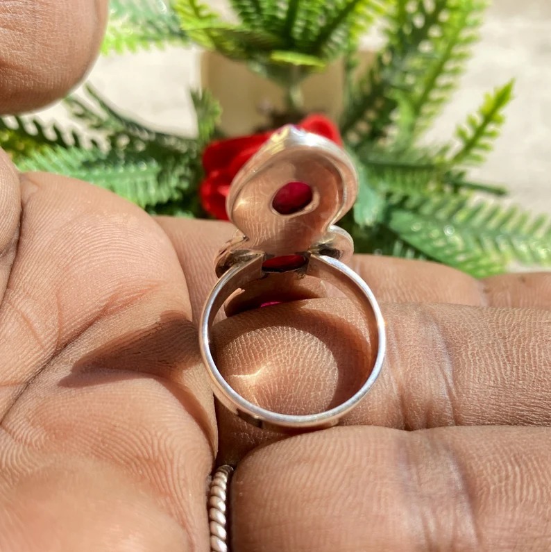 Red Ruby Gemstone Ring,925 Sterling Silver
Buy AT:

amazon.com/Gemstone-Sterl…

#Redrubygemstonering #Elegantdesignring #Weddinggift #Bridesmaidgift #Giftforlovers #Daintystylering #Vintagestylegift #Uniquelongring #Giftforsomeone #Indianjewelryforgift #Attractivedesignring #Gothic