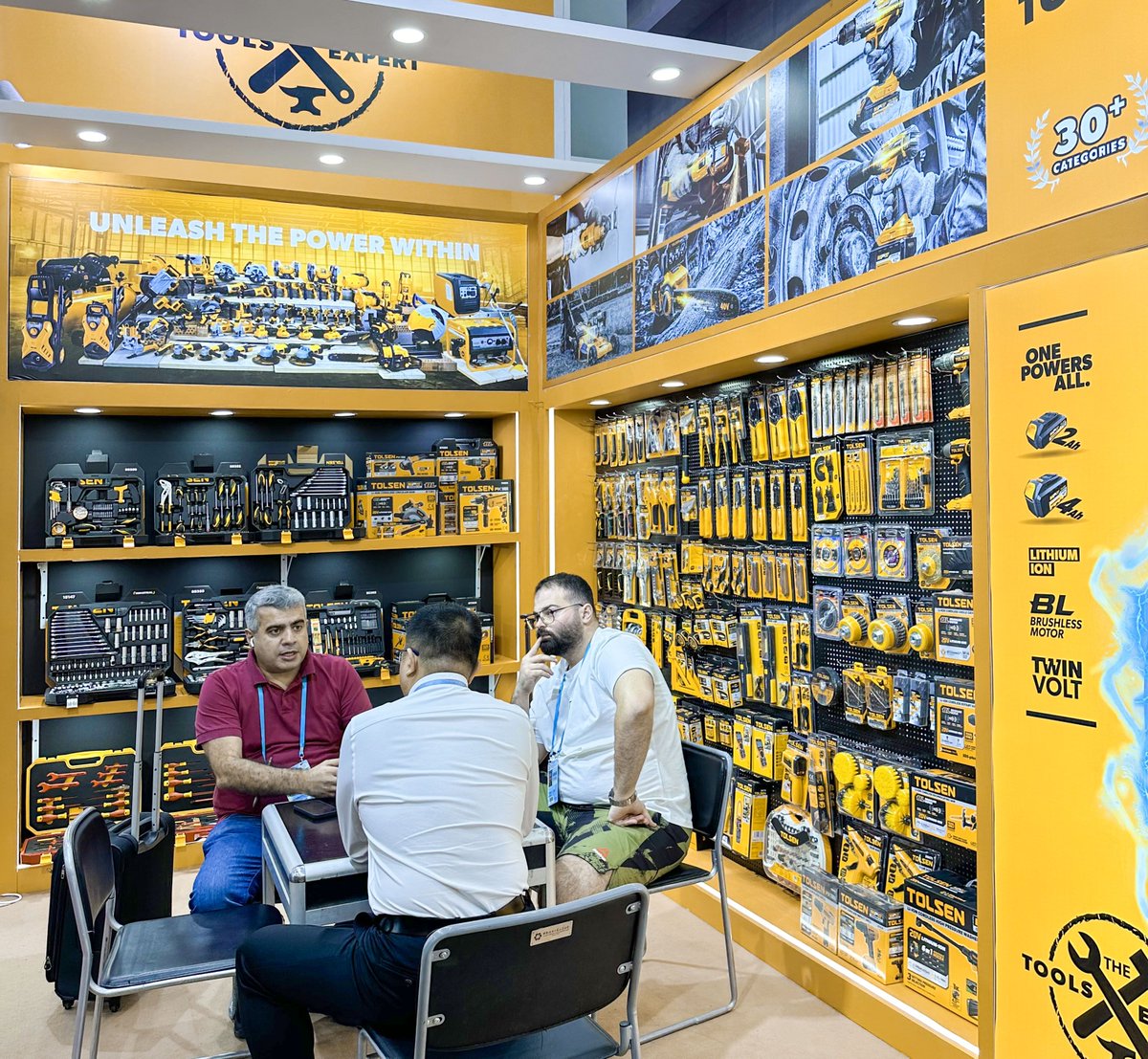 TolsenWorld's tweet image. Ongoing！TOLSEN Tools is participating in the 135th Canton Fair. Booth no.: Hall 13.2, G18-20 TOLSEN continues to expand its influence. Now we are looking for distributors worldwide. If you are interested, don&apos;t hesitate to contact us. #CantonFair135th #GlobalDistributors