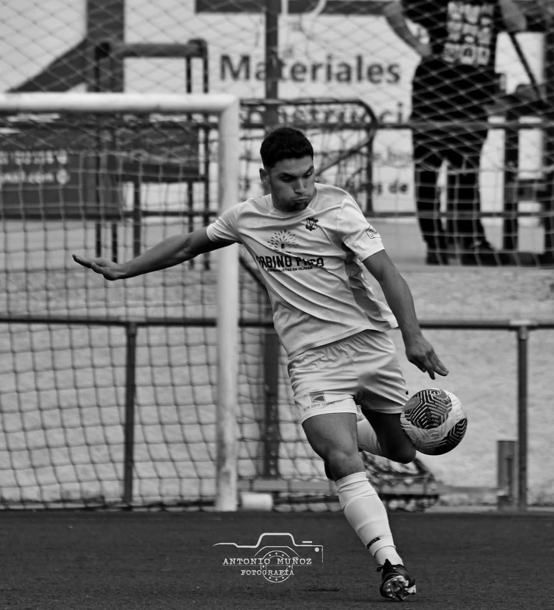 _CD_VILLANUEVA's tweet photo. Ⓜ️✌️🅿️ | Albertillo, nominado a Jugador Más Destacado de la Jornada 28 por @AlberoyMikasa. 

El extremo de Sorihuela fue uno de los más destacados de la victoria ante la UD Cazorla con un golazo que abrió el camino a la victoria.

Vota aquí 🗳👇
https://t.co/cjlCx2h1fx https://t.co/XW2Ai7EjWc
