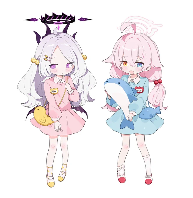 ヒナとホシノのアクスタ描きました、よろしくお願いします! 