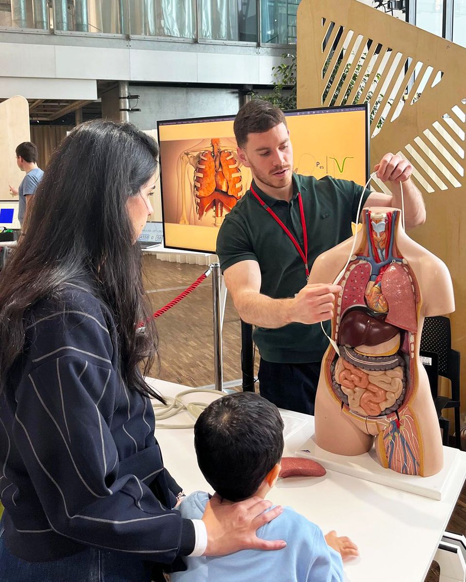 citedessciences's tweet photo. #ScienceInfuse 🧪
Cette semaine, on plonge dans un tourbillon de science avec de jeunes scientifiques !
Ils prennent la parole et partagent leurs recherches avec vous 🤗 

Le programme ICI 👉 https://t.co/b3TL1Q2C0u

Avec la participation de @ESPCI_Paris et @Estaca_twit. https://t.co/nctbzEhLZ7