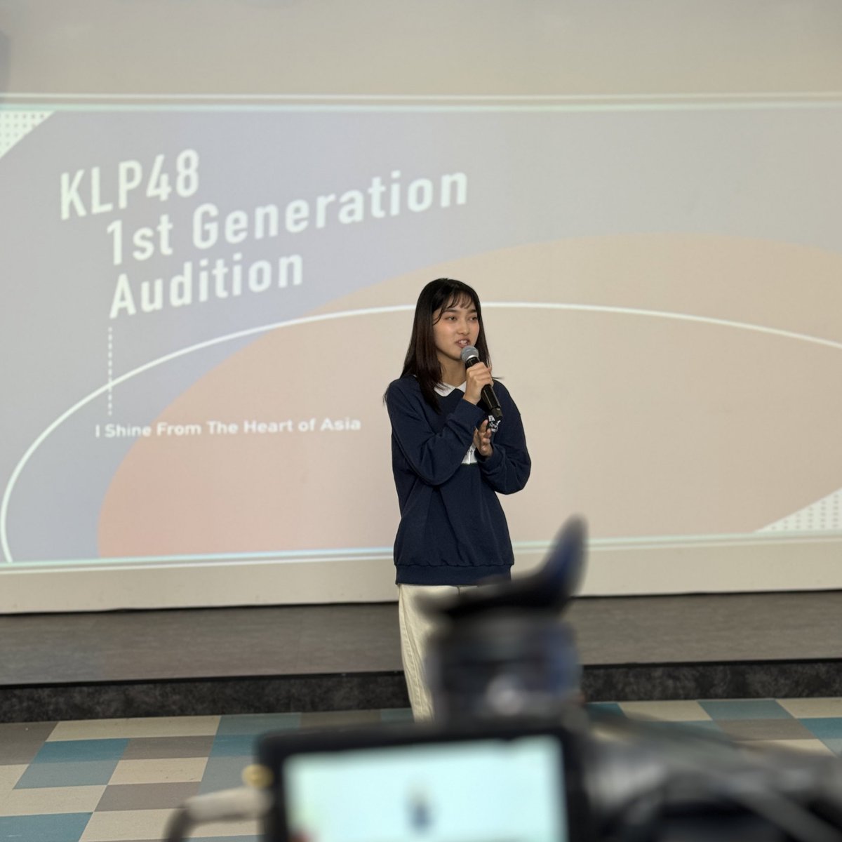 KLP48official's tweet photo. [💚💫]
#KLP48 1st audition is underway!

Please look forward to it!

#KLP1期生
#KLP48AUDITION
#IShineFromTheHeartofAsia 
#まねきねこ https://t.co/pWomnTmH2x