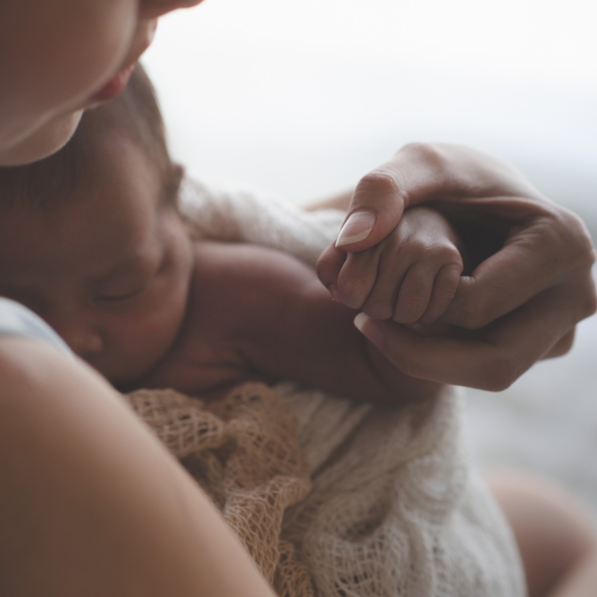 A high street voucher scheme has been shown to be helpful in supporting new mothers, who stopped smoking during their pregnancy, to maintain abstinence from smoking in their first year postpartum. #Research Find out more: brnw.ch/21wITuy