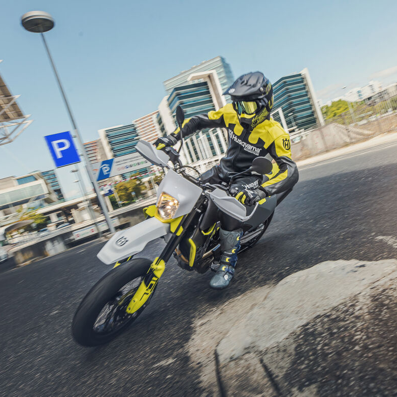 HusqvarnaMCJP tweet picture