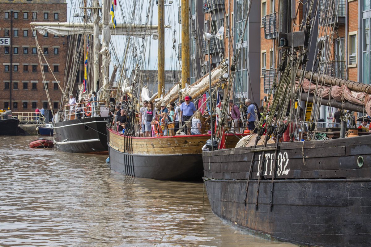 It's only 5 weeks to go until the Gloucester Tall Ships Festival sails into Gloucester Docks! It's set to be a fantastic event with a brilliant line up of music, magnificent ships, and brand new features The Hideout and the Tell-Tale Island! ow.ly/j3zN50RhRBg