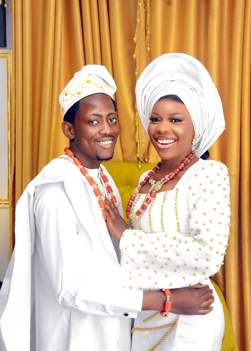 unique_pixel02's tweet photo. Photography: @unique_pixel02 
#weddingphotographer #weddingsinabeokuta #lagosstatephotographer #ogunstatephotographer #cherubuimwedding #christainwedding #ogunstatevendors #abeokutaphotographer #abeokutavendor #abeokutaweddings #unique_pixels #unique_pixelandevents https://t.co/3yEW140GNQ