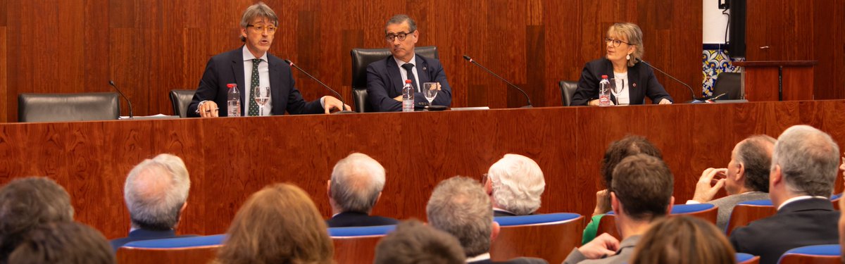 CatHdaT's tweet photo. La Cátedra de Economía y Hacienda Territorial de la @UMU analiza la financiación autonómica en una jornada en la Facultad de Derecho
➡️https://t.co/nmCDMfW0E0

#economía #carm #murcia #financiación #tributos https://t.co/Aekha8WWQm