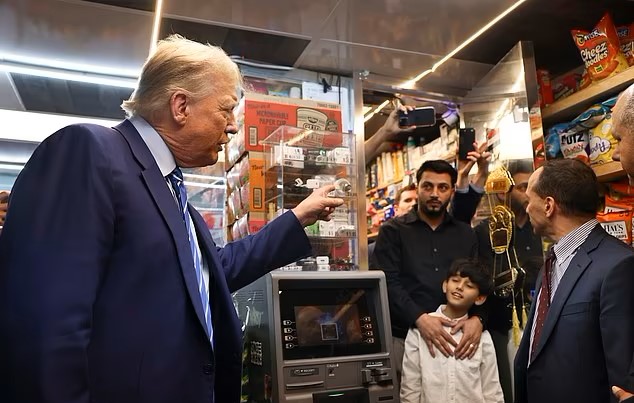Trump visited a Harlem bodega where a worker killed an ex-con in self-defense The worker was a no-show but Trump spoke with the bodega owner Trump received a hero's reception in Harlem as he made a pit-stop after court