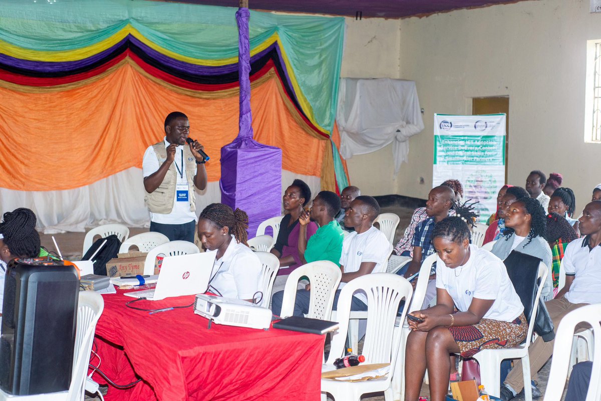 Pictorial from the digital skills training for farmers in Isingiro district where we trained over 100 farmers. This training aims to bridge the digital gap, empower farmers with indispensable skills, and enhance agricultural practices and livelihoods. @UCC_Official @MoICT_Ug