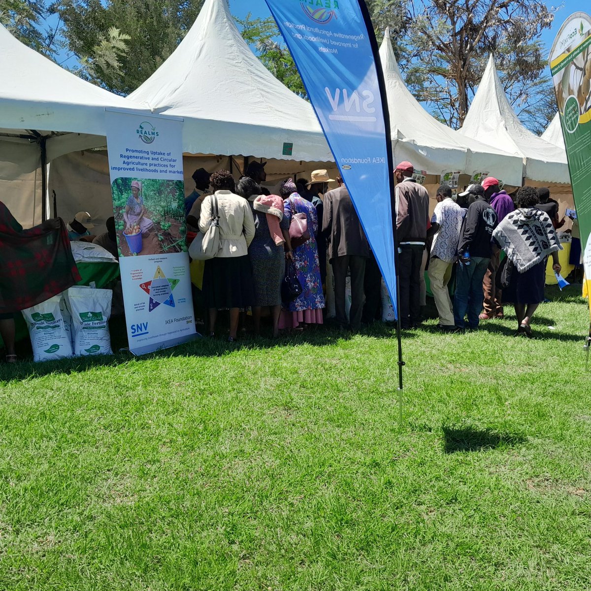 SNV Kenya, through IKEA-funded project 'Regenerative Agriculture Practices for Improved Livelihoods and Market Systems (REALMS),' is currently taking part in a Biopesticides and Bio Fertilizers expo at Nakuru ATC in @NakuruCountyGov . 
@realms2020 
#RegenerativeAgriculture