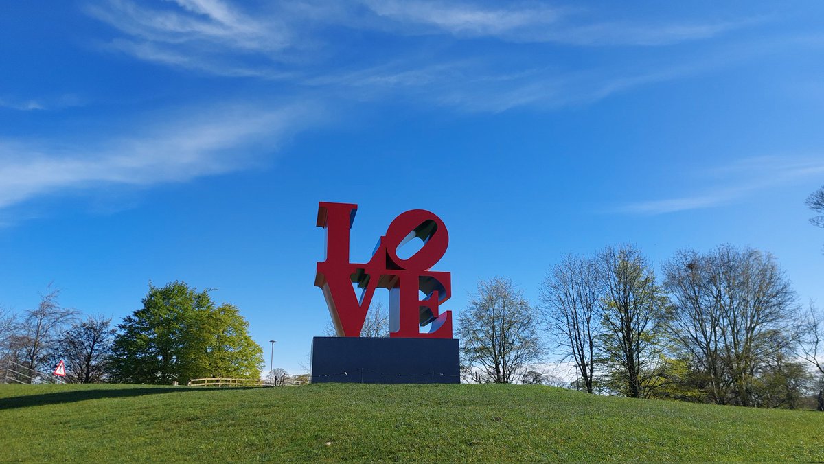 It's lovely to see some blue skies after the rain and hail this week. The Yorkshire Sculpture Park isa great place to unwind on a day like today. @YSPsculpture Being in nature can help reset our nervous system.