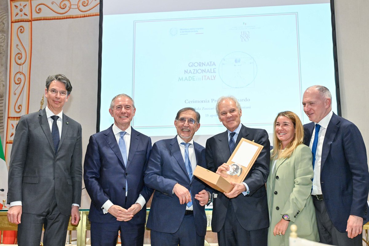 ITAtradeagency's tweet photo. Si è tenuta il 15 aprile, in occasione della Giornata nazionale del #MadeinItaly la consegna dei #PremiLeonardo 🇮🇹 presso il Senato della Repubblica. 

I premi sono stati consegnati dal Presidente del Senato @Ignazio_LaRussa insieme al Ministro delle Imprese e del Made in Italy @adolfo_urso, alla presenza del Presidente del Comitato Leonardo Sergio Dompè, del Direttore Generale di Agenzia #ICE @lorenzo_galanti e della Vicepresidente di @Confindustria @BBeltrame_G. 
🏆 Premio Leonardo: @pietrosalini (Amministratore Delegato di @Webuild_Group).
🏆  Premio International: Ilya Yuffa (Presidente @EliLillyandCo International).
🏆  Premi per la Categoria dell’Imprenditoria di genere e giovanile (under40): 
- Luca Ferrari (Ceo @bendingspoons).
- Anna Fiscale (Presidente Progetto @Progettoquid).
- Chiara Pertosa (Ceo @SITAELspa).