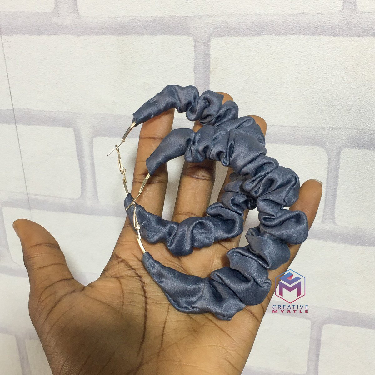 Satin Ruffle Earrings Available in Small, medium and Big Size.
Comes in different colors
PRICE: Small & Medium Sizes: N1200
  Big Size: N1500

#SatinRuffleEarrings
#ElegantJewelry
#FashionStatement
#GlamourousAccessories
#LuxuryEarrings
#RuffleFashion
#DressToImpress
#ChicStyle