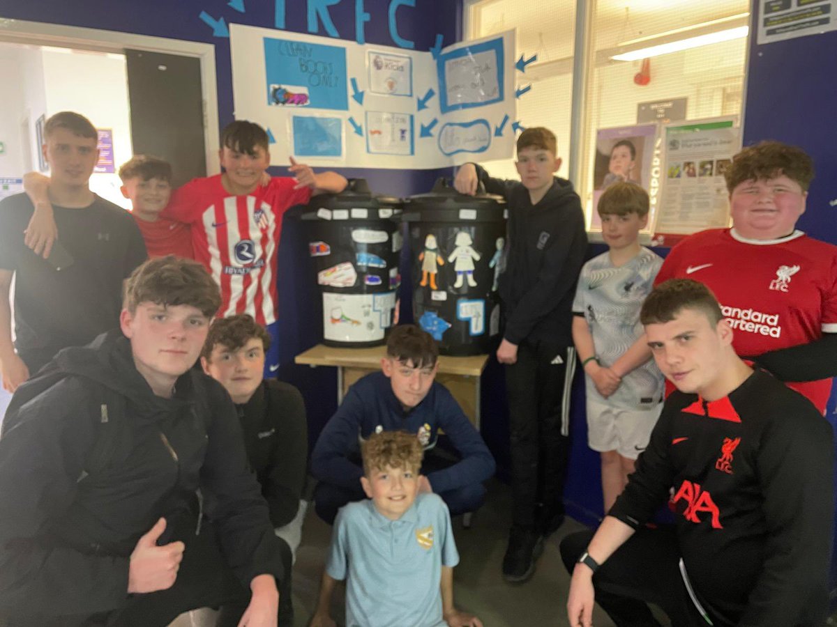 🫶 Our #PLKicks participants, as part of their social action project, came up with ‘Rovers Donation Station’ so that anyone who accesses the Recreation Centre can now donate football kits or footwear to people who don’t have access to them.

#TRFC #SWA | @PLCommunities