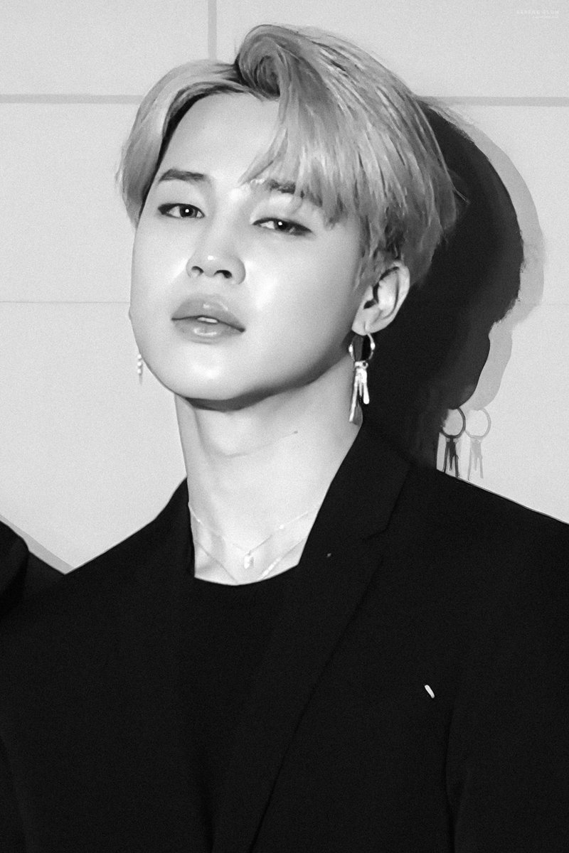 𝗗-𝟰𝟮𝟬
190417

#JIMIN #지민 #Parkjimin #ジミン @BTS_twt