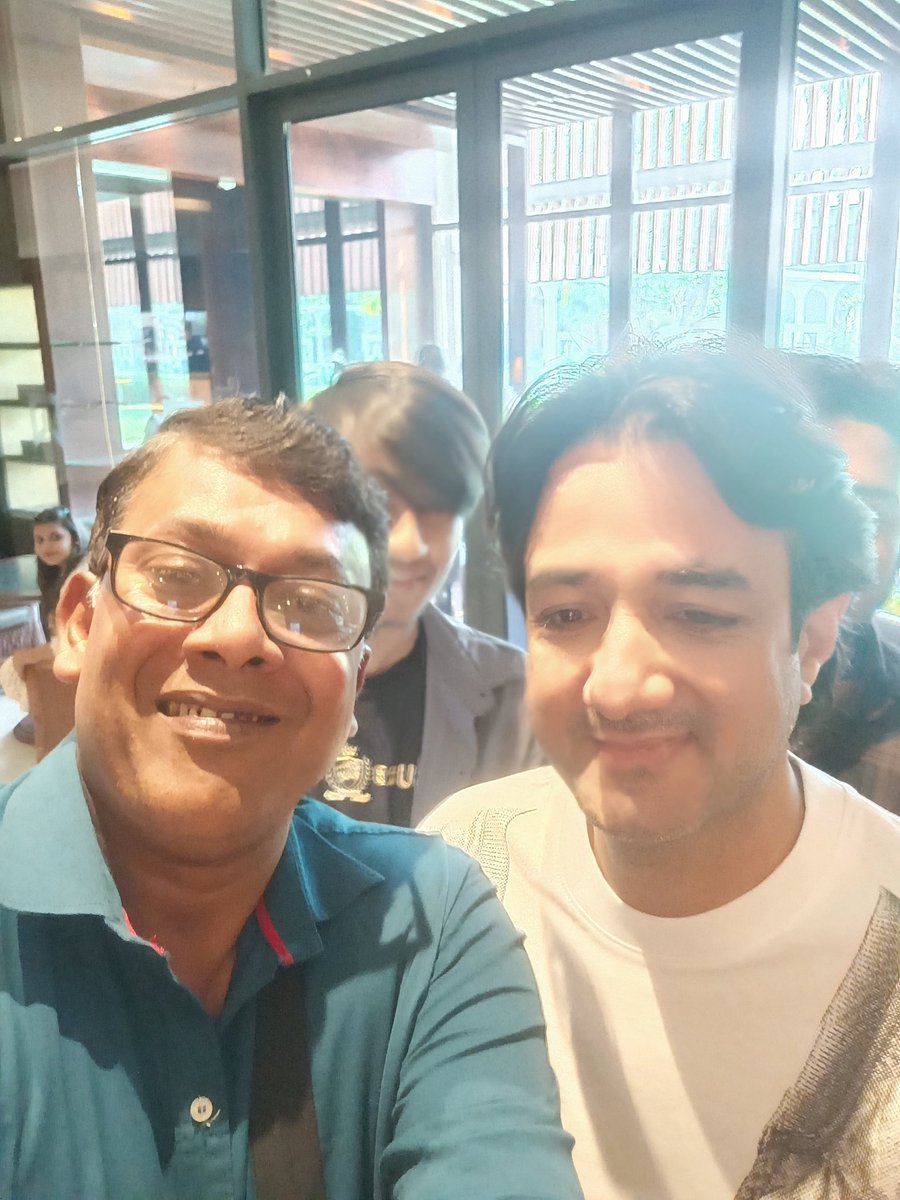 Selfie with Lord #SiddharthAnand at ITC Sonar Bangla in Kolkata ..
🔥🔥
