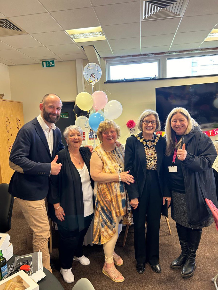 Delighted to attend the 30th Anniversary of Beech Court Tenants & Residents Association yesterday with @Gina4Labour and Ward Councillors @Michele4PandC & @WilsonNkurunzi4 Thanks to Monica, Cath & all the members for inviting me, you’re an inspiration to us all! #SpiritOfSalford