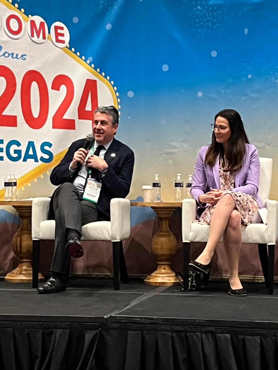 🌐BIR DG Arnaud Brunet delivered a keynote presentation titled 'Headwinds and Tailwinds in the Trade of #RecycledMaterials' at ISRI Convention in #LasVegas, providing crucial insights into the current #recyclingindustry's landscape ♻️

Read more👉linkedin.com/feed/update/ur…
