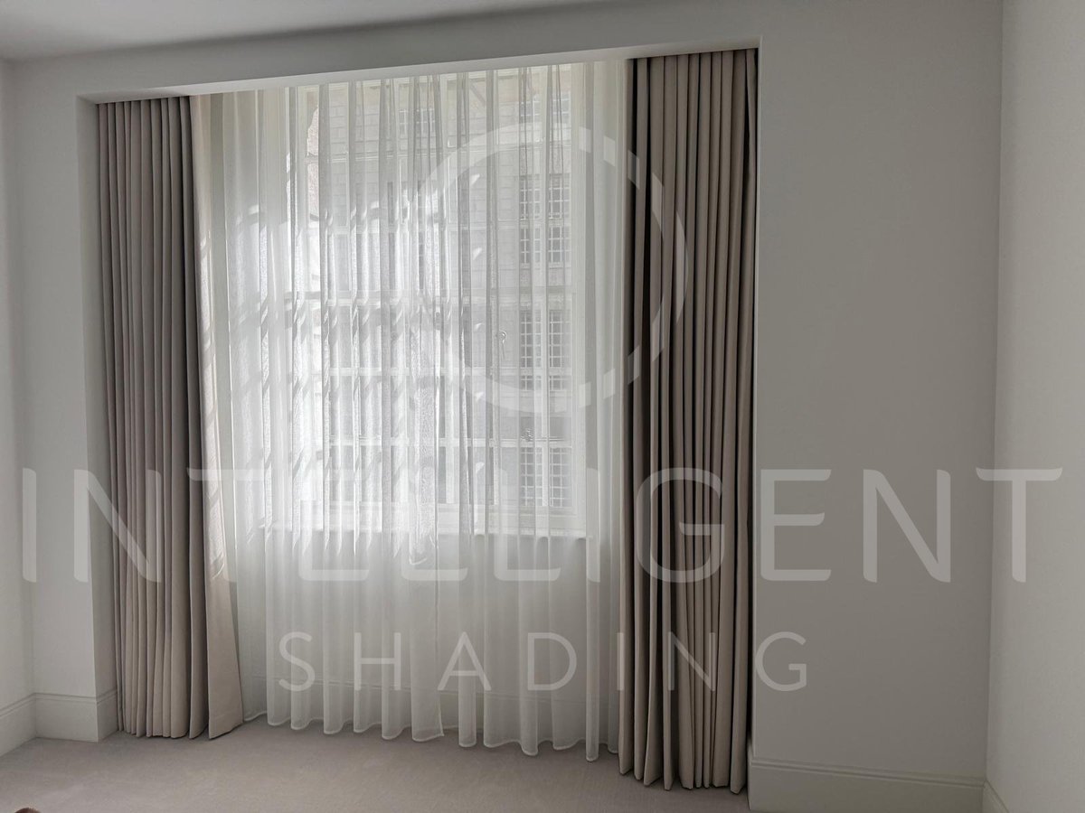 smart_blinds4U's tweet image. Let us help upgrade your interiors! 😍

We completed this stunning living space with bespoke Curtains and Voiles.

#IntelligentShading #blinds #curtains #homedecor #interiordesign #homeimprovements #homeinspiration #windowfurnishings  #motorisedblinds #rollerblinds