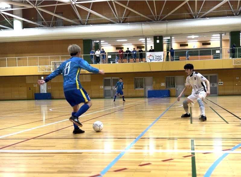 SFIDAs's tweet image. #東京都フットサルリーグ 
1部・2部の開幕戦のお写真が届きました📸

今年度より公式球に
「INFINITO S」を採用いただいております⚽

このボールでたくさんの好プレーが生まれることを楽しみにしています！

#INFINITOS 
☞ sfidasports.com/products/sb-24…

#SFIDA #フットサル