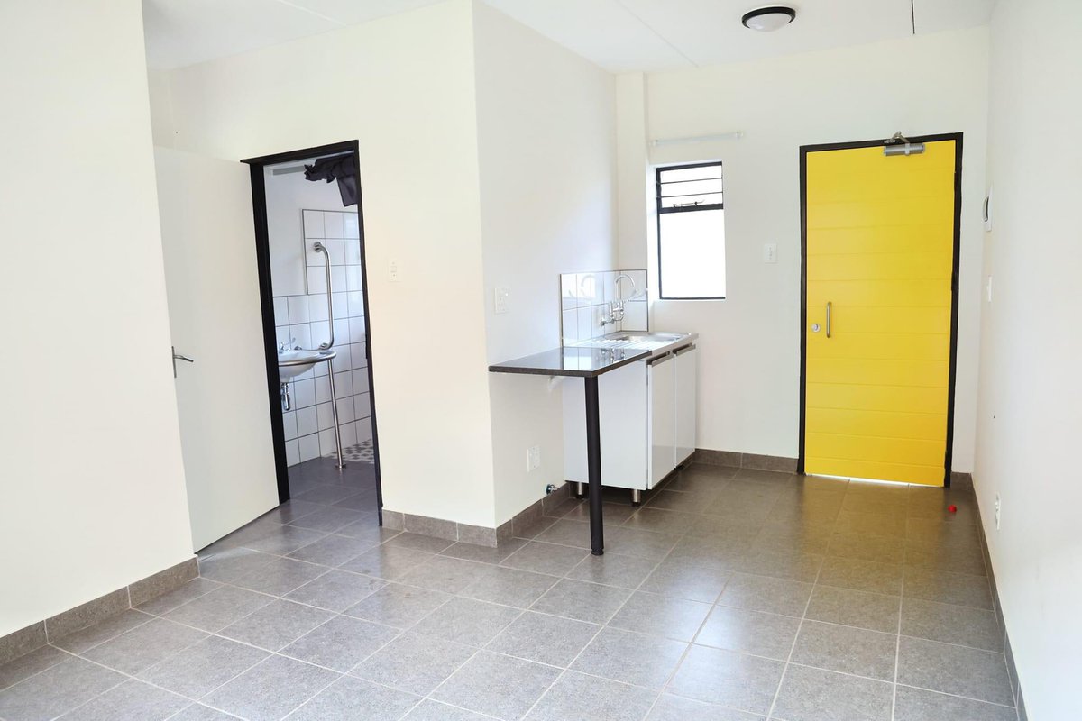 GP_DHS's tweet photo. #DHSProject | Ekhaya Gardens Social Housing Project has 333 rental units, including both one-bedroom and two-bedroom options, equipped with essential amenities for comfortable living. The development is equipped with a host of in-project facilities such as organised paved parking https://t.co/WQRGrKWs6Q