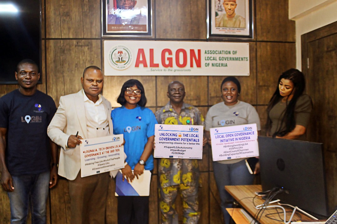 LOGINAIJA's tweet photo. Advocacy visit to the Association of Local Governments of Nigeria (ALGON) in Abuja earlier today with our team for our ongoing Loginaija project. We are aimed at getting involved in our local government for open governance and accountability https://t.co/X3c9Xbq88c