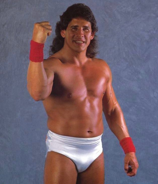 4/17/1979

Tito Santana (in his WWF debut) defeated Mike Hall on Championship Wrestling from the Allentown Agricultural Hall in Allentown, Pennsylvania.

#WWF #WWE #ChampionshipWrestling #TitoSantana #StrikeForce #MikeHall