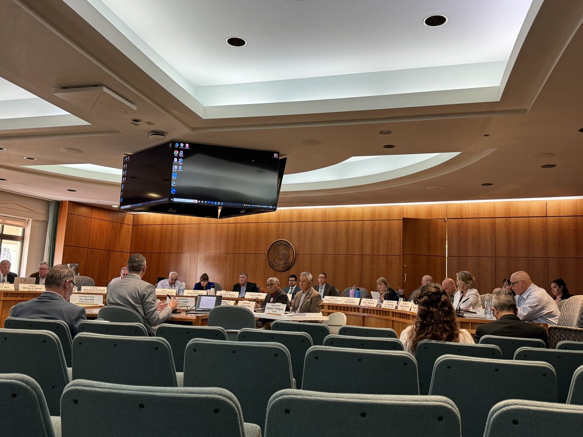 Legislative Finance Committee Today! 8:30-5pm in Room 322 or tune in here: sg001-harmony.sliq.net/00293/harmony #nmpol #nmleg