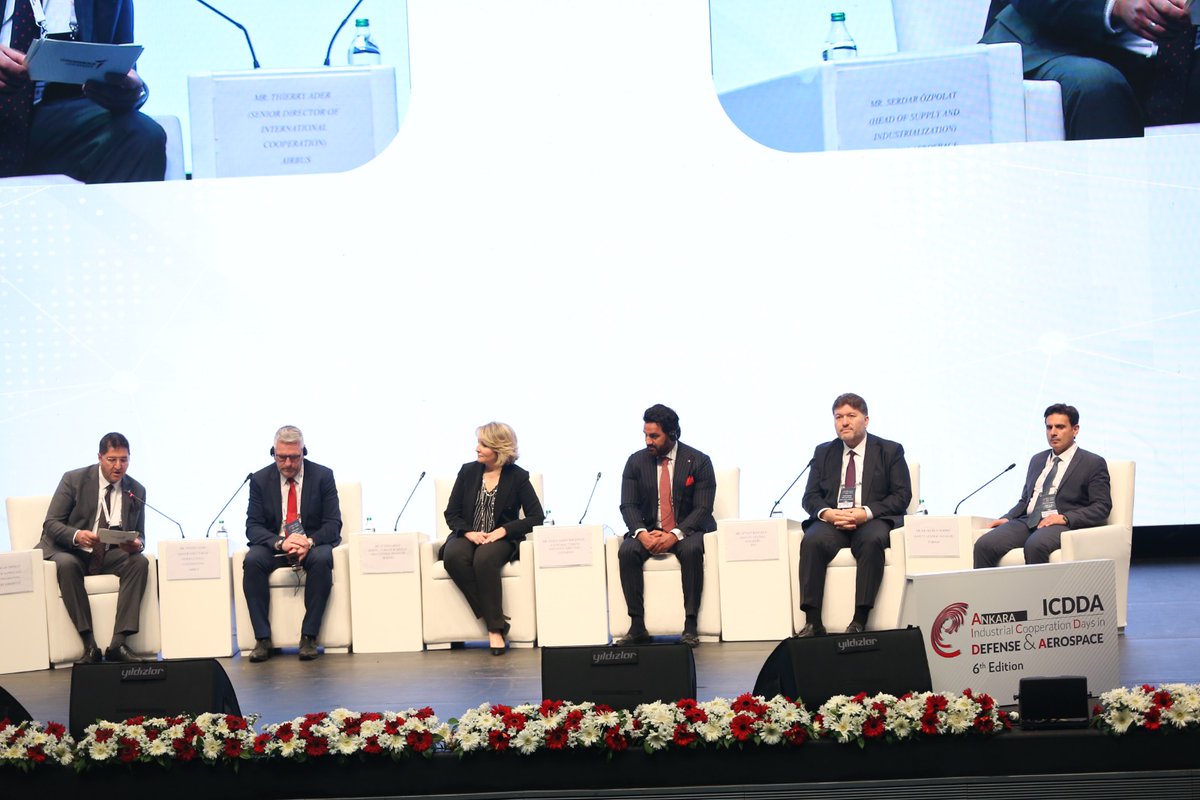 ostimosb's tweet photo. ICDDA’24 etkinliğinin ilk konferansı Uluslararası Havacılık ve Uzay Sektöründe KOBİ’lerin Yeri başlığında TUSAŞ Tedarik ve Sanayileşme Başkanı Serdar Özpolat’ın moderatörlüğünde düzenlendi. @ostimsavunma @TUSAS_TR @Airbus @BoeingAirplanes @turksat @TurkishAirlines #ostim #icdda https://t.co/X5dRuD7oLs