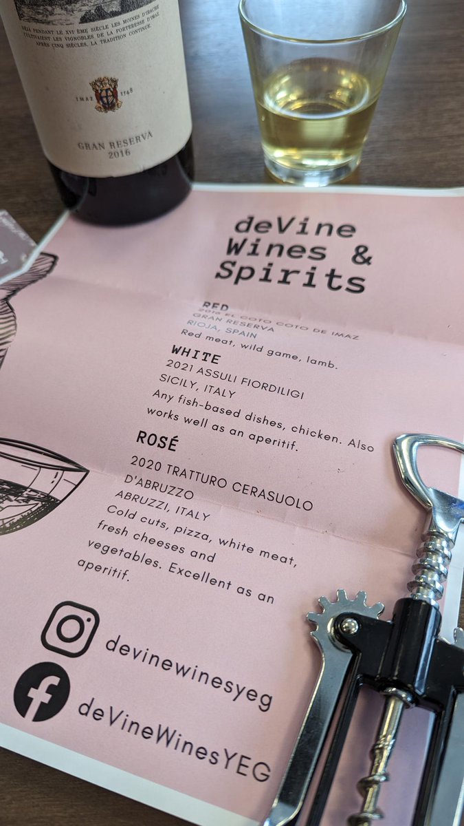 Happy #winesday 🍷 Did you know DeVine Wines has swanky gift packs? They even give you a handy cheat sheet so you know what to pair with each bottle. Visit them on 104th for the best wine advice and a massive selection. #yegdt