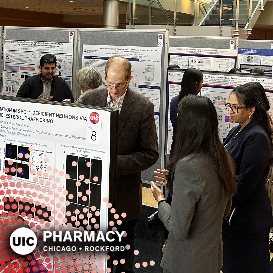 Student pharmacist Tehut Zewdu and medical student Ellie Lieb won the College of Pharmacy’s Outstanding Poster Award for clinical/community research at the Rockford campus' annual Research Day. Congratulations!