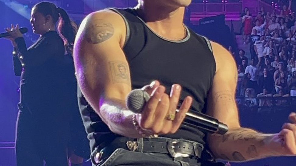 CLARA 🐇 tweet media