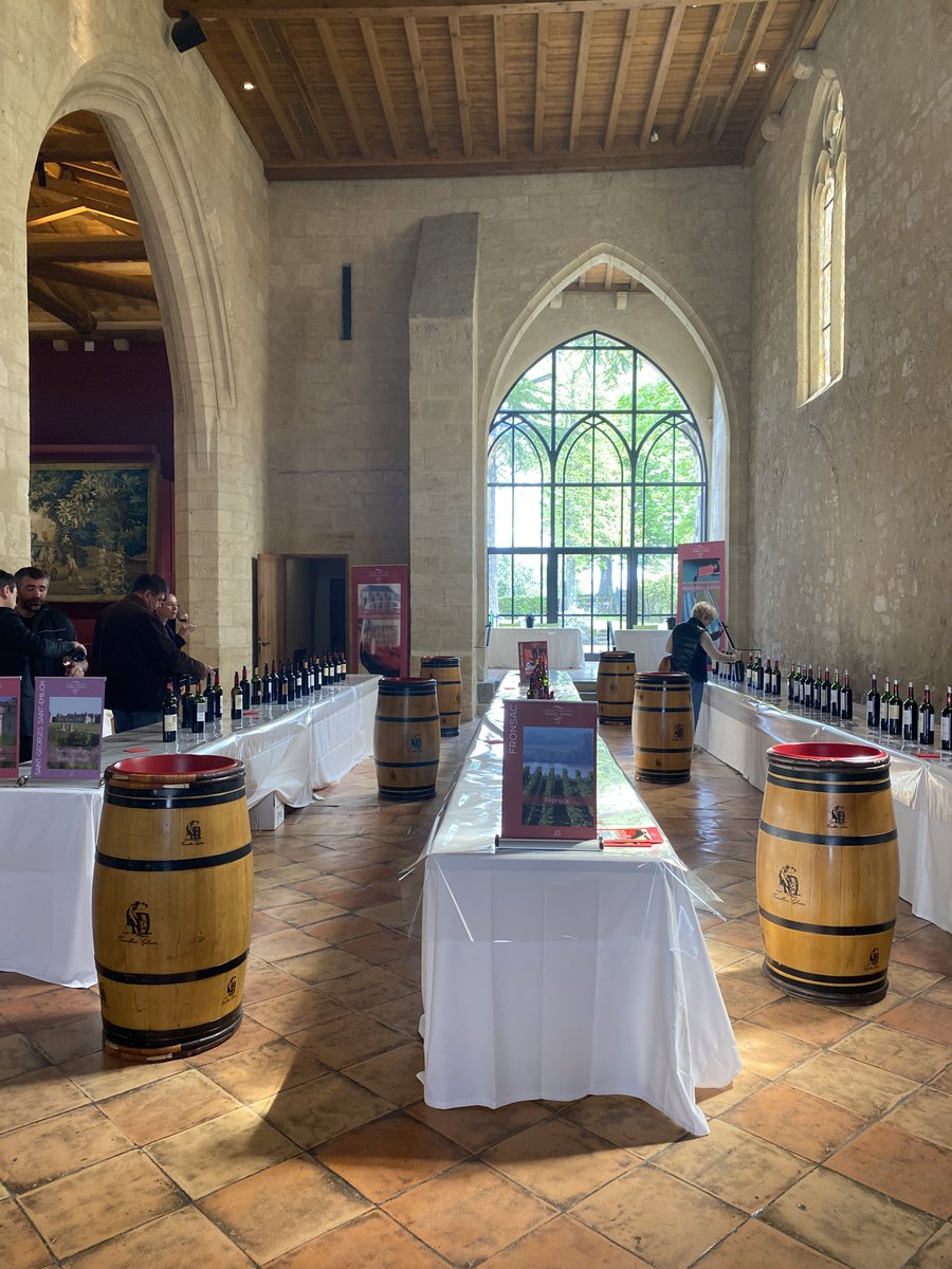 Vins Saint-Emilion (@vinsstemilion) on Twitter photo Top départ des Primeurs 2023 ! C’est parti pour 4 jours de dégustation pour les vins de Saint-Emilion – Pomerol – Fronsac !
#saintemilion #pomerol #fronsac #primeurs2023 Top départ des Primeurs 2023 ! C’est parti pour 4 jours de dégustation pour les vins de Saint-Emilion – Pomerol – Fronsac !
#saintemilion #pomerol #fronsac #primeurs2023