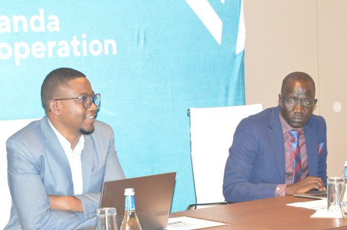 RwandaGender's tweet photo. DG @Silas_Nga received the delegation from South Sudan's Bureau of Statistics to discuss gender equality, women's empowerment &amp; strategies for implementing international &amp; national agendas on women. Topics included gender policies, mainstreaming mechanisms&amp; monitoring frameworks. https://t.co/d34WvGcJMk