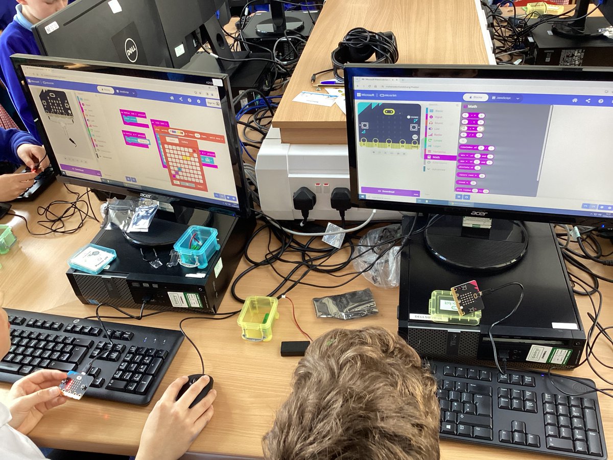 Class 5/6 have enjoyed creating a program to run on their Micro-Bit this afternoon and have had lots of fun! #computing #programming #coding #microbit