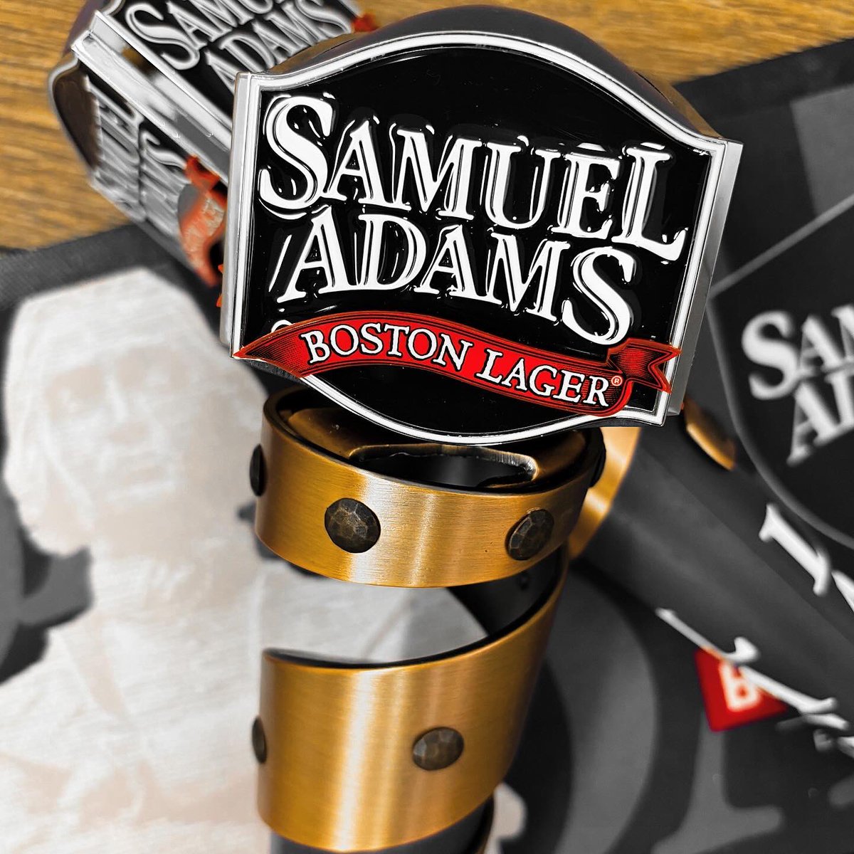 learaybrand's tweet photo. In a spot where it’s You vs Everybody standing out through creativity &amp; authenticity is the game winner.🍺 @SamuelAdamsBeer https://t.co/I99DI49XvE