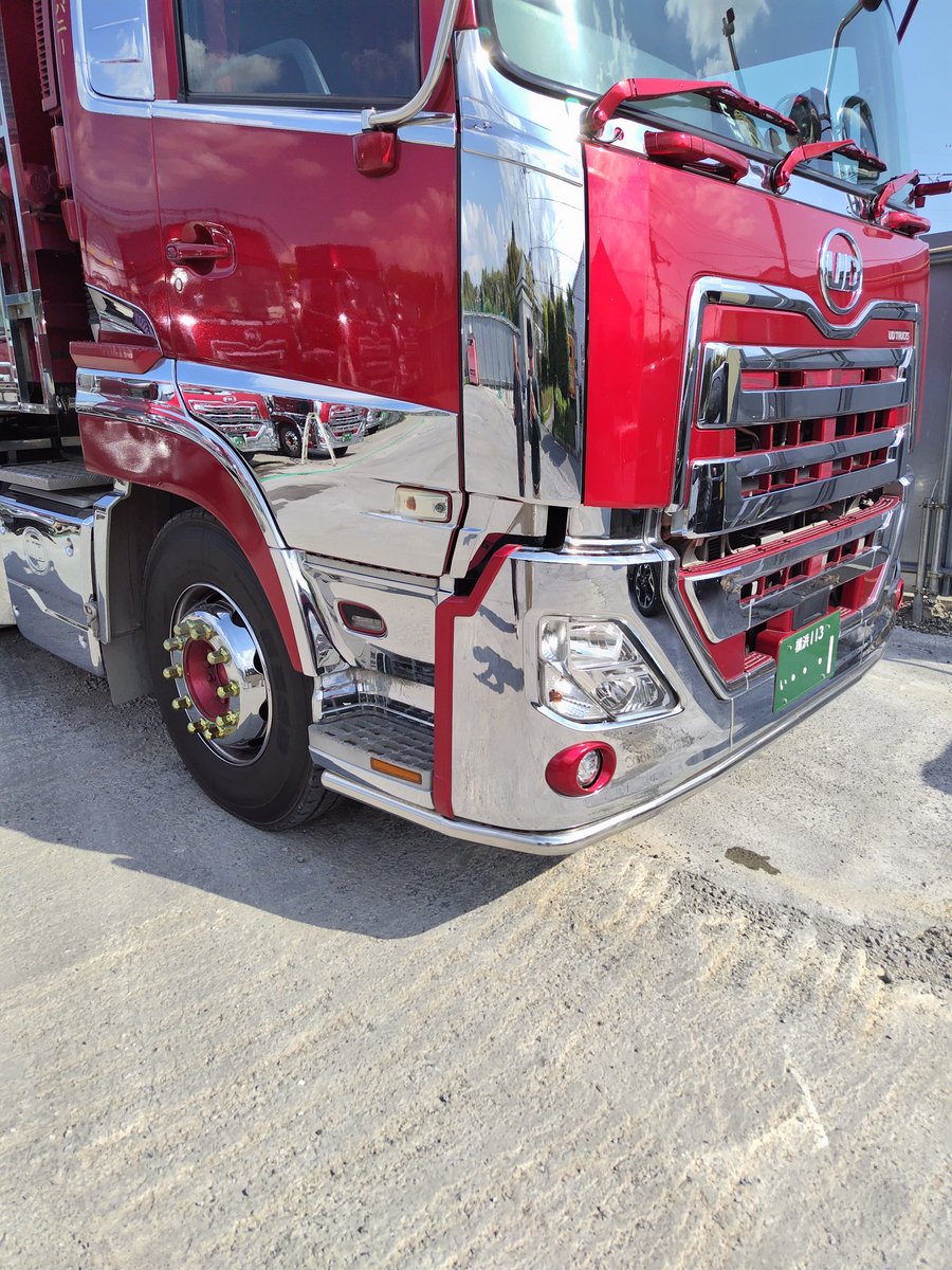 bowz_trucks's tweet photo. 🤗🫡🫡
#bowztrucks
#bowz
#scania
#volvotrucks
#trucklife
#truckmania
#17プロフィア
#スカニア
#17スーパーグレート
#17クオン
#積載車
#デコトラ
#トレーラー
#アートトラック
#三菱ふそう
#日野自動車
#ハイエース
#デカ箱
#メッキ塗装
#鏡面塗装
#ブラックメッキ
#アンダーパイプ
#アンダーバー https://t.co/qC6LYECjWo