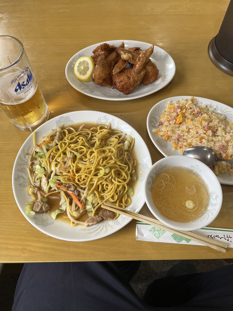 ohyeahponpon's tweet photo. 飲食業に関わる全ての方々へ
多大なるリスペクトと抱えきれないほどの愛をここから送ります。

らびゅ😘😘😘😘😘 https://t.co/By1cGKocZV