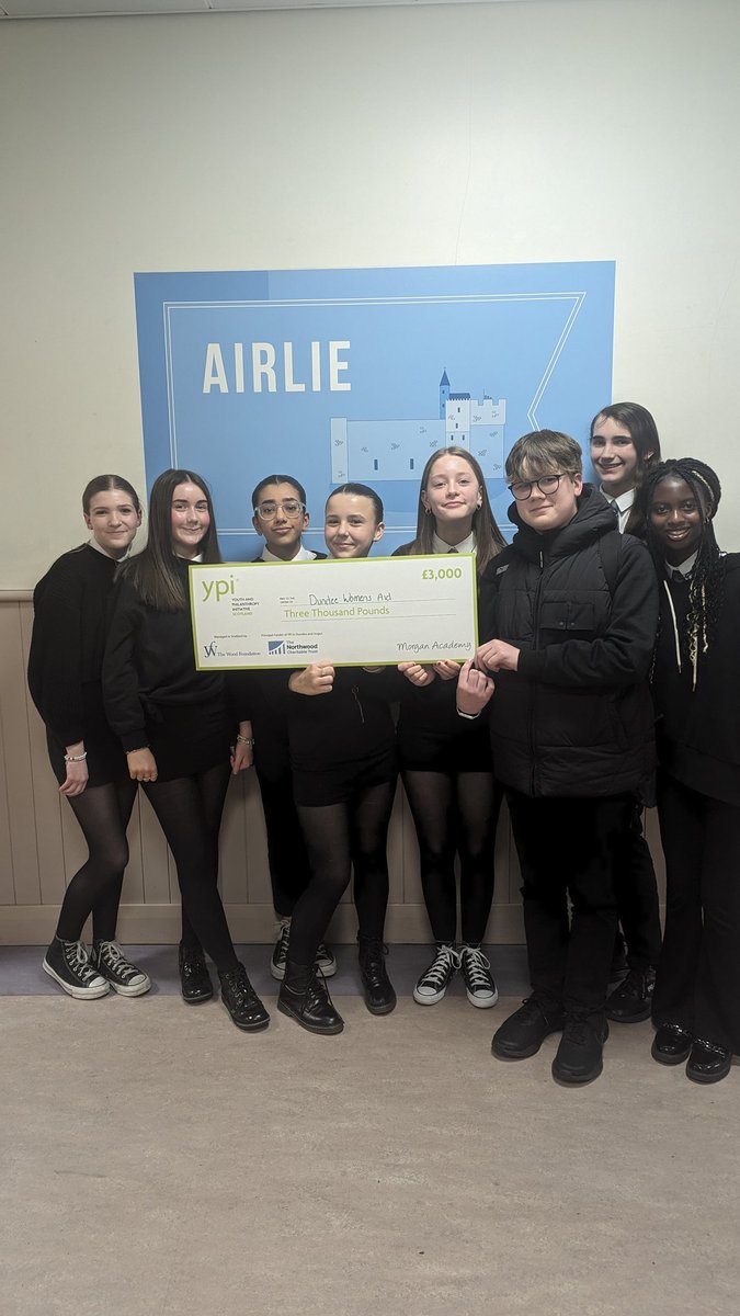 Some YPI Airlie superstars earning £4500 for local charities, including a massive £3000 for Dundee Women's Aid. Well done Arianne, Caitlin, Inaya, Emily, Struan, Scott, and Gold. Brilliant work. #ATeam