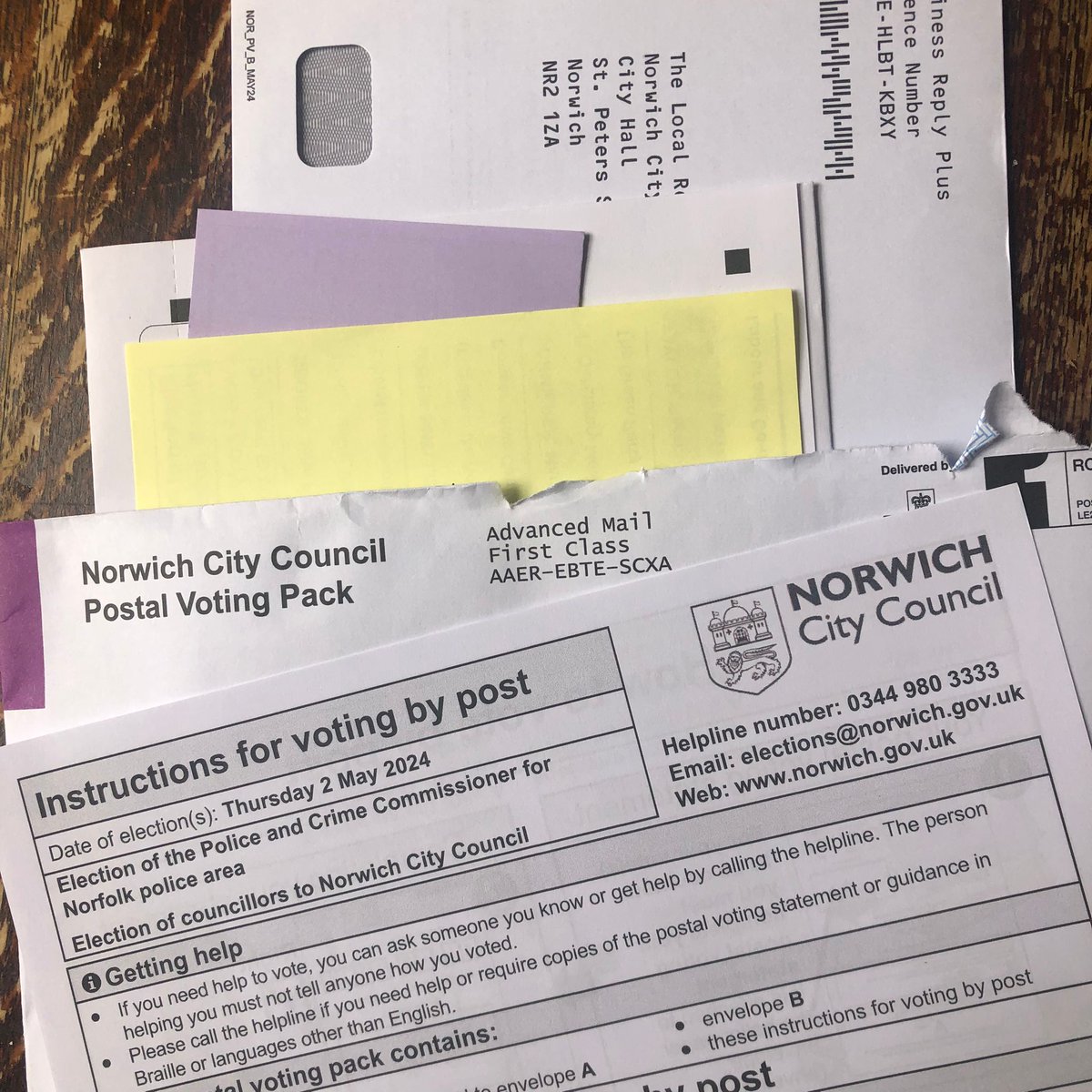 ✉️ Postal voters! Don’t forget you have TWO ballot papers in your packs to return this year. One is for election of your ward councillor to Norwich City Council ✅ and one is for election of the Police and Crime Commissioner for Norfolk ✅. And you can vote Green for both! 🗳️