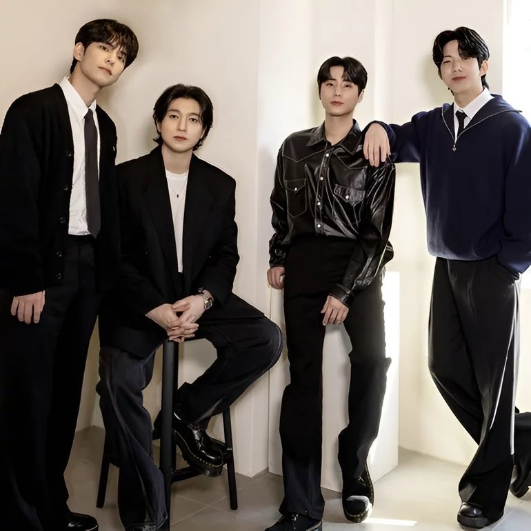 kchartsmaster's tweet photo. You Were Beautiful" by @day6official reaches a new peak of #8 (+1) on MelOn Daily Chart. Released 7 years ago. https://t.co/GVTzDCDN8y
