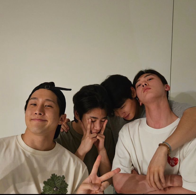 BrasilMoonbin's tweet image. 🥹💜💜💜💜