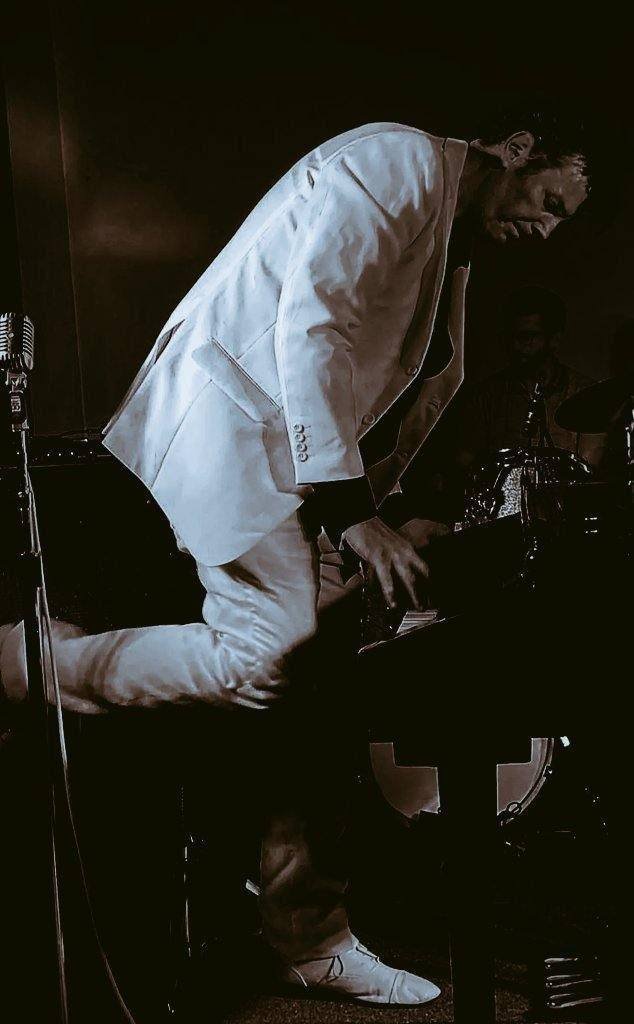 JASONJAMESUSA's tweet photo. #ReturnOfTheRocker "JASON JAMES" https://t.co/DaTXDcTXww