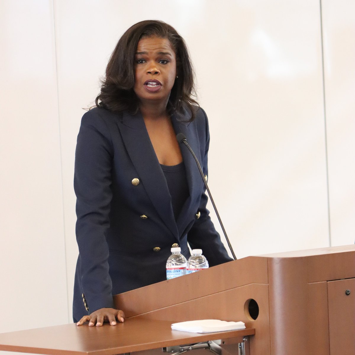 Headlining Loyola's #SayHerName event was Cook Cty SA @KimFoxx, who noted that IL has “struggled with issues of race & gender in positions like the State’s Attorney’s office…I wonder what our system would look like if we were as skeptical of white men as we are of Black women?”