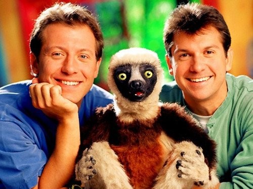 “Kratts’ Creatures,” “Zoboomafoo” or @WildKratts_TV — no matter your @PBSKIDS generation, we bet you know @TheKrattBros! See how the dynamic duo made the jump from their biology tracks into educational television in this interview with @romper: romper.com/entertainment/…