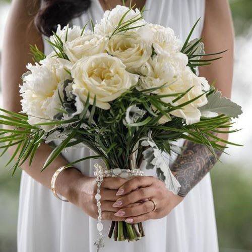 Wedding Season @arumlilyyeg arumlily.ca 
#yegweddings #bride #yegbride #Yeg #Edmonton #shopyeg #yegshopping #alberta #bridal #Canada #twitter #petals #instagram #weddingday #Weddings #flowers #Funk #westedmonton #albertalife #ShopNow #downtownedmonton